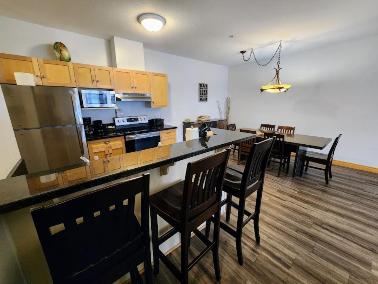 Sunset Resorts Canmore And Spa Extérieur photo
