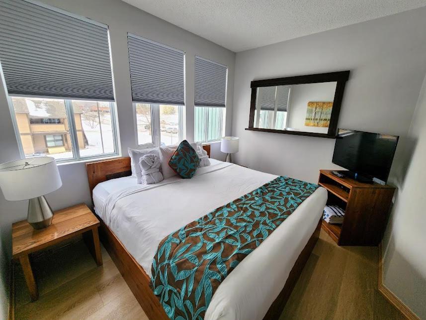 Sunset Resorts Canmore And Spa Extérieur photo