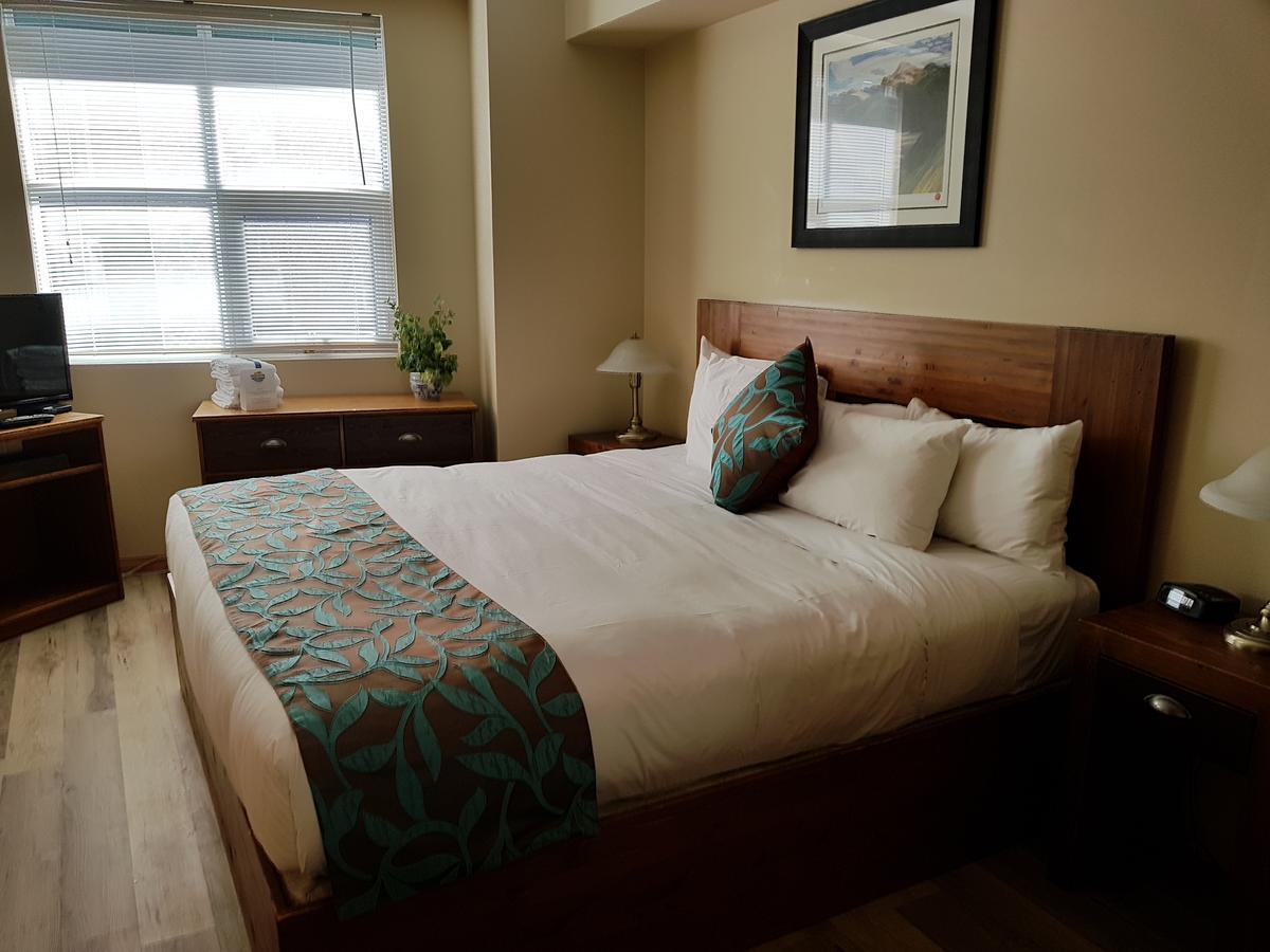 Sunset Resorts Canmore And Spa Extérieur photo