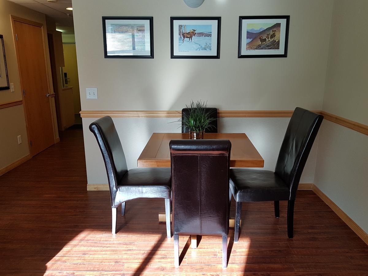 Sunset Resorts Canmore And Spa Extérieur photo
