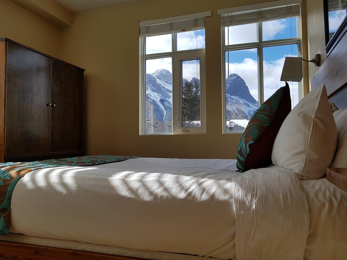Sunset Resorts Canmore And Spa Extérieur photo