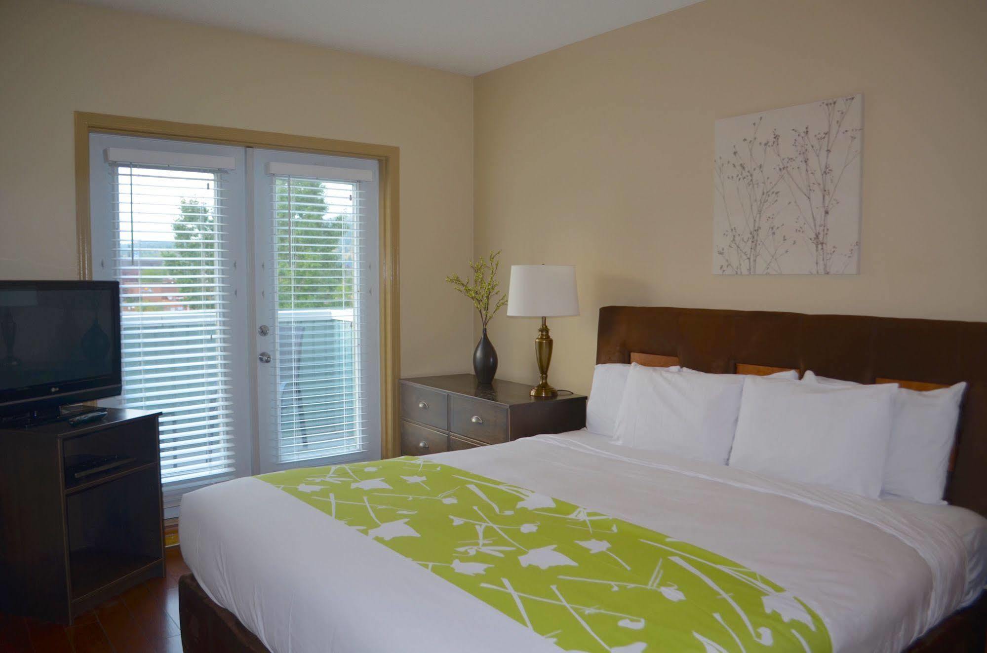 Sunset Resorts Canmore And Spa Extérieur photo