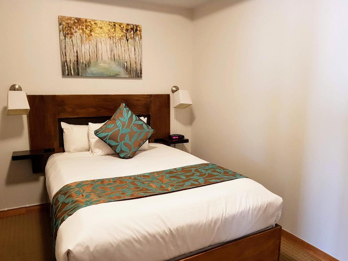 Sunset Resorts Canmore And Spa Extérieur photo