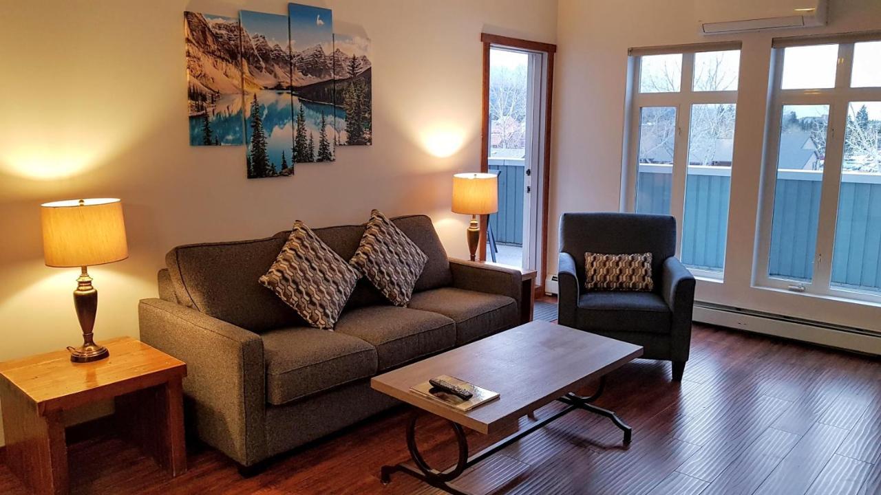 Sunset Resorts Canmore And Spa Extérieur photo